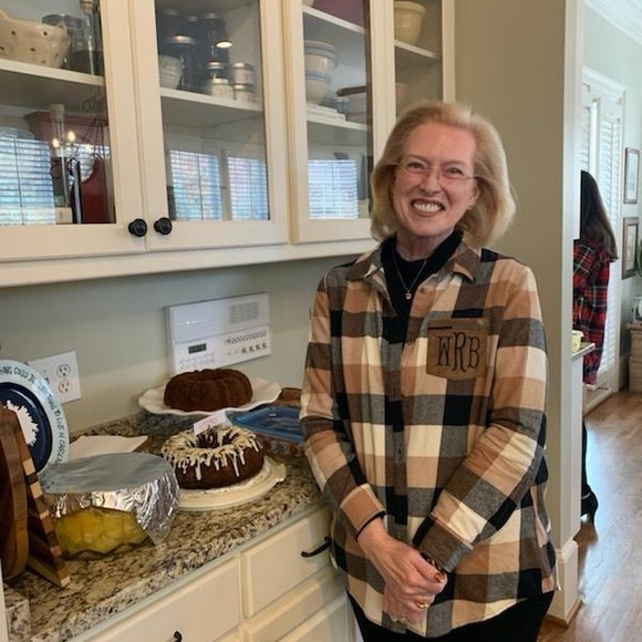 Meet your Posher, Wanda - Picture 3 of 5